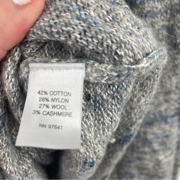 Pure Jill Wool Cashmere Blend Sweater Blue Gray Asymmetric Hem Quiet Luxury M - Picture 14 of 16